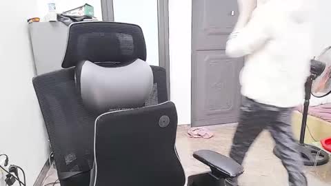 Snapshot of ellsa9x chatting on 10-23-25, 05:07 ellsa9x online show from 10-23-25, 05:07