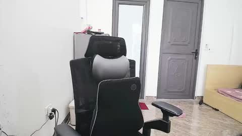 Snapshot of ellsa9x chatting on 12-02-25, 04:29 ellsa9x online show from 12-02-25, 04:29