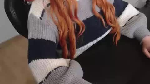 Elly online show from 12-05-25, 02:58