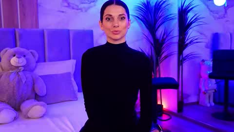 Elly online show from 10-27-25, 08:02