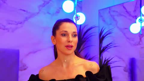 Elly online show from 01-06-26, 08:34