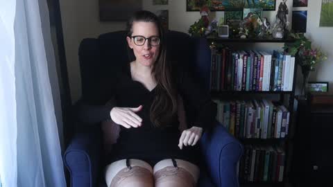 Snapshot of ellynaomi chatting on 01-19-25, 07:15 Elly Naomi online show from 01-19-25, 07:15