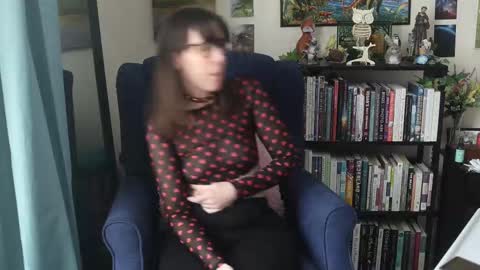 Snapshot of ellynaomi chatting on 02-14-25, 06:29 Elly Naomi online show from 02-14-25, 06:29