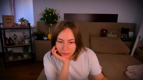Snapshot of elma_lily chatting on 10-30-25, 06:26 elma_lily online show from 10-30-25, 06:26