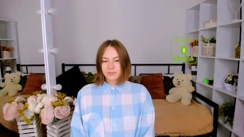 Snapshot of elma_lily chatting on 11-27-25, 07:10 elma_lily online show from 11-27-25, 07:10