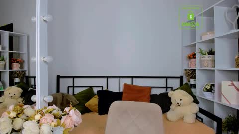 Snapshot of elma_lily chatting on 12-01-25, 07:02 elma_lily online show from 12-01-25, 07:02