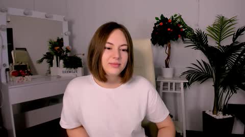 Snapshot of elma_lily chatting on 12-14-25, 06:52 elma_lily online show from 12-14-25, 06:52