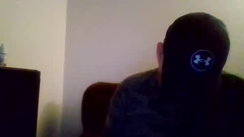 elmario24 online show from 12-21-25, 07:04