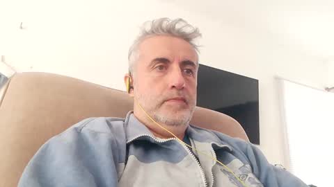 Snapshot of elmejorfvb2 chatting on 12-23-24, 03:23 fer online show from 12-23-24, 03:23