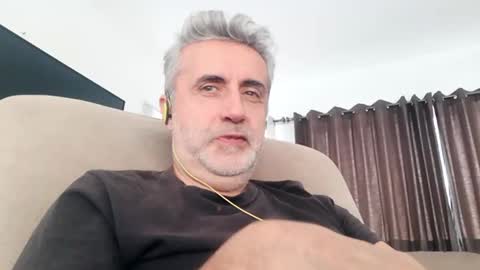 Snapshot of elmejorfvb2 chatting on 01-10-25, 06:28 fer online show from 01-10-25, 06:28