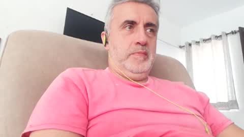 Snapshot of elmejorfvb2 chatting on 02-17-25, 05:43 fer online show from 02-17-25, 05:43