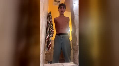 elmer_777 online show from 01-06-26, 04:49