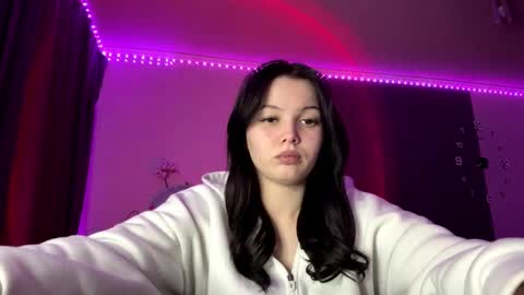 Snapshot of elmermelendes chatting on 02-18-26, 05:20 Tiny online show from 02-18-26, 05:20