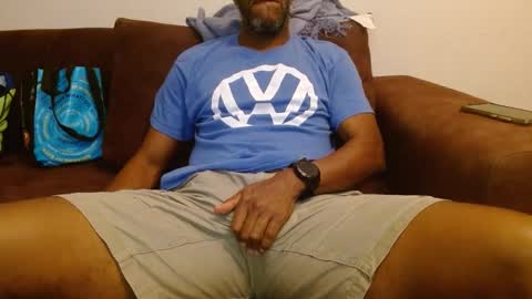 My name is Elmore. Please say hello I like to chat with you. If you have requests or dirty talk please use tip online show from 02-17-25, 03:04