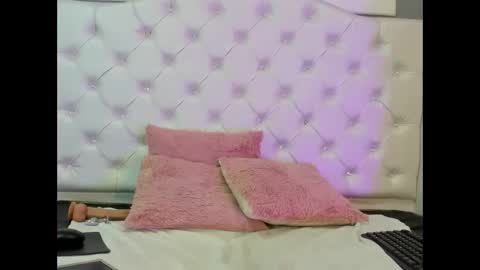 Eloisa  online show from 02-20-26, 06:26