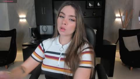 ELOISA OLIVERO online show from 02-12-25, 10:35