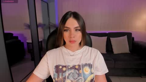 ELOISA OLIVERO online show from 10-08-25, 11:30