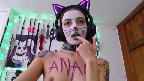 Chelsea  Please help me to reach 100 thumbs up online show from 03-09-25, 06:54