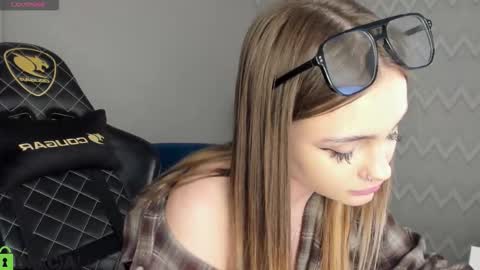 elsa_carterr online show from 11-11-25, 02:17