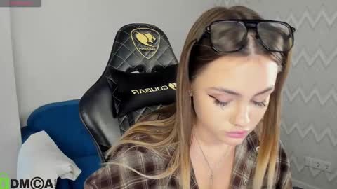 elsa_carterr online show from 11-12-25, 01:11