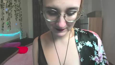Snapshot of elsa_hot_here chatting on 12-26-24, 02:55 Elsa online show from 12-26-24, 02:55