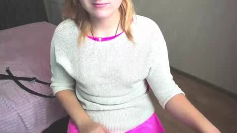 Snapshot of elsa_hot_here chatting on 02-21-25, 12:17 Elsa online show from 02-21-25, 12:17