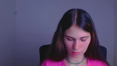 Snapshot of elsa_mur chatting on 12-04-24, 07:34 Elsa online show from 12-04-24, 07:34