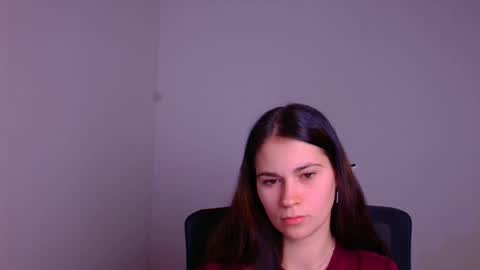 Snapshot of elsa_mur chatting on 01-08-25, 10:48 Elsa online show from 01-08-25, 10:48