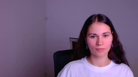 Snapshot of elsa_mur chatting on 01-10-25, 11:08 Elsa online show from 01-10-25, 11:08