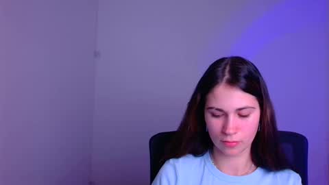 Snapshot of elsa_mur chatting on 01-19-25, 10:49 Elsa online show from 01-19-25, 10:49