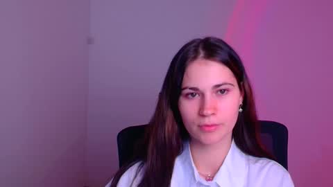 Snapshot of elsa_mur chatting on 01-22-25, 10:37 Elsa online show from 01-22-25, 10:37