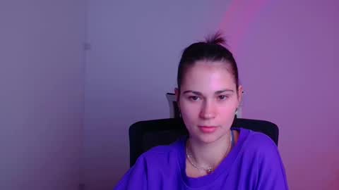 Snapshot of elsa_mur chatting on 01-24-25, 11:23 Elsa online show from 01-24-25, 11:23