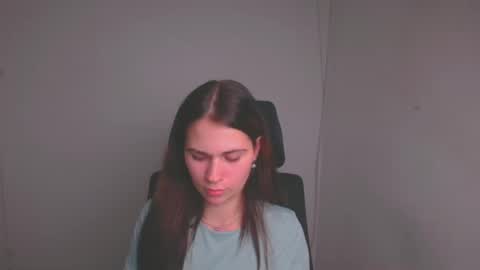 Snapshot of elsa_mur chatting on 01-28-25, 10:56 Elsa online show from 01-28-25, 10:56
