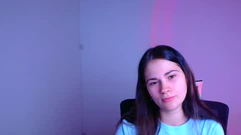 Snapshot of elsa_mur chatting on 02-04-25, 07:33 Elsa online show from 02-04-25, 07:33