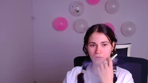 Snapshot of elsa_mur chatting on 02-16-25, 11:05 Elsa online show from 02-16-25, 11:05