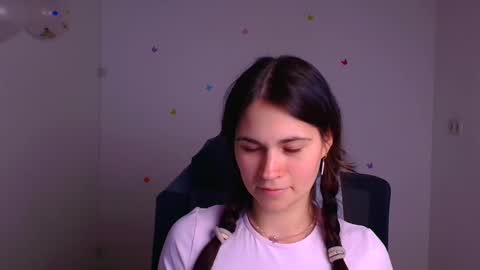 Snapshot of elsa_mur chatting on 03-02-25, 10:48 Elsa online show from 03-02-25, 10:48