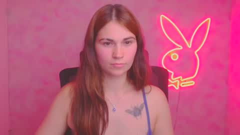 Snapshot of elsa_mur chatting on 10-06-25, 06:16 Elsa online show from 10-06-25, 06:16