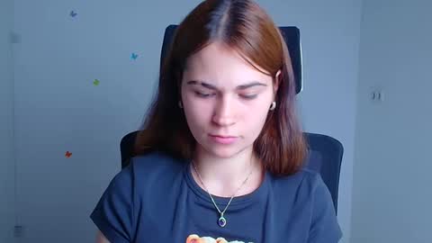 Snapshot of elsa_mur chatting on 10-07-25, 07:16 Elsa online show from 10-07-25, 07:16