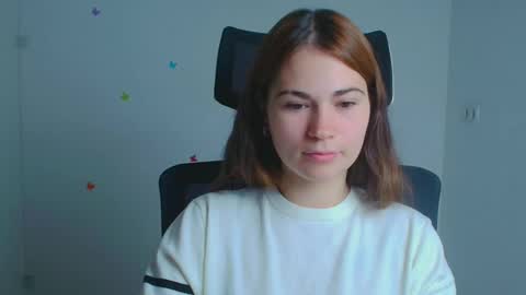 Snapshot of elsa_mur chatting on 10-11-25, 05:50 Elsa online show from 10-11-25, 05:50