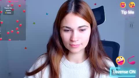 Snapshot of elsa_mur chatting on 10-23-25, 06:02 Elsa online show from 10-23-25, 06:02