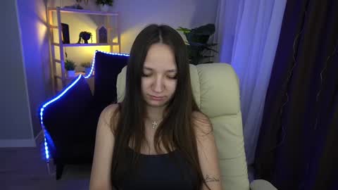 Snapshot of elyslunar_ chatting on 02-02-25, 02:48 Call me Elis online show from 02-02-25, 02:48