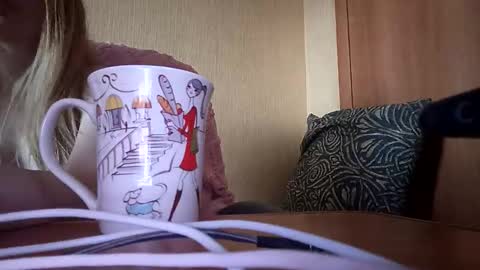 Elza Kom online show from 11-04-25, 07:40