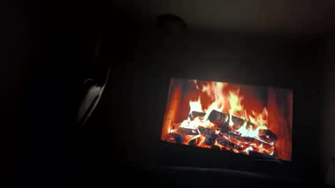 Snapshot of em3rald9090 chatting on 12-16-25, 08:19 em3rald9090 online show from 12-16-25, 08:19