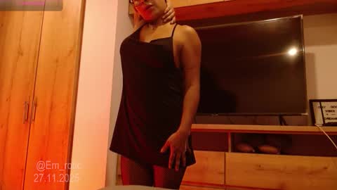 Emilia  online show from 11-27-25, 10:45