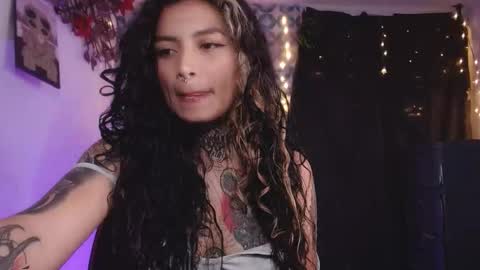 ema_ploxx online show from 09-28-25, 01:55