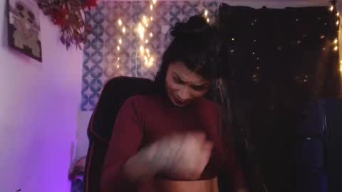 ema_ploxx online show from 09-29-25, 11:09