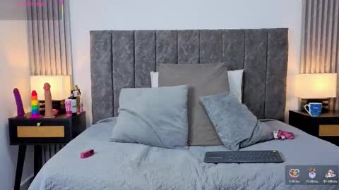 Ema online show from 11-26-25, 07:37