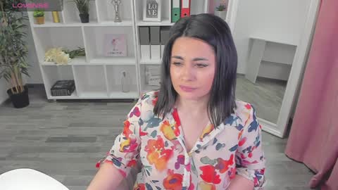 EmaBrownie online show from 02-02-25, 07:57