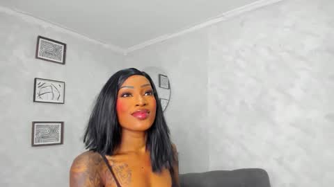 Snapshot of emattaylor chatting on 02-23-26, 01:08 . online show from 02-23-26, 01:08