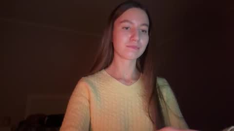 Snapshot of emberfamn chatting on 01-31-26, 08:18 Alina online show from 01-31-26, 08:18